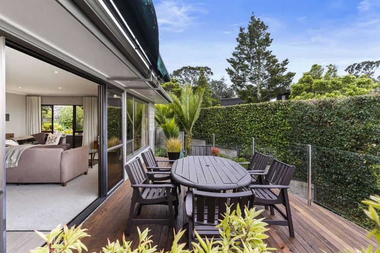Photo of property in 161 Mellons Bay Road, Mellons Bay, Auckland, 2014