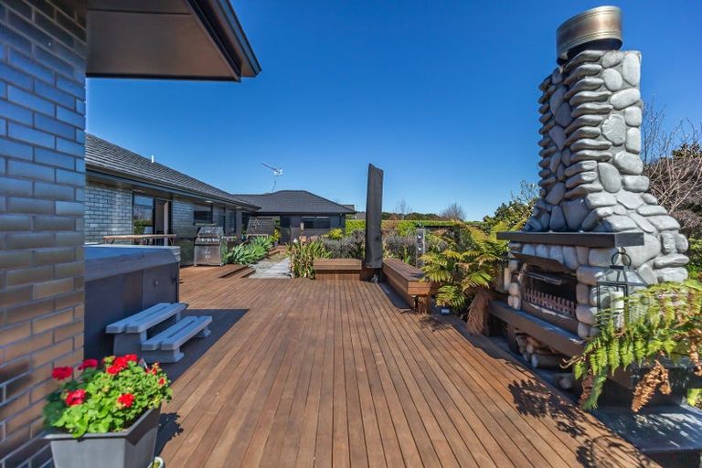 Photo of property in 35 Pinot Crescent, Ohau, 5570