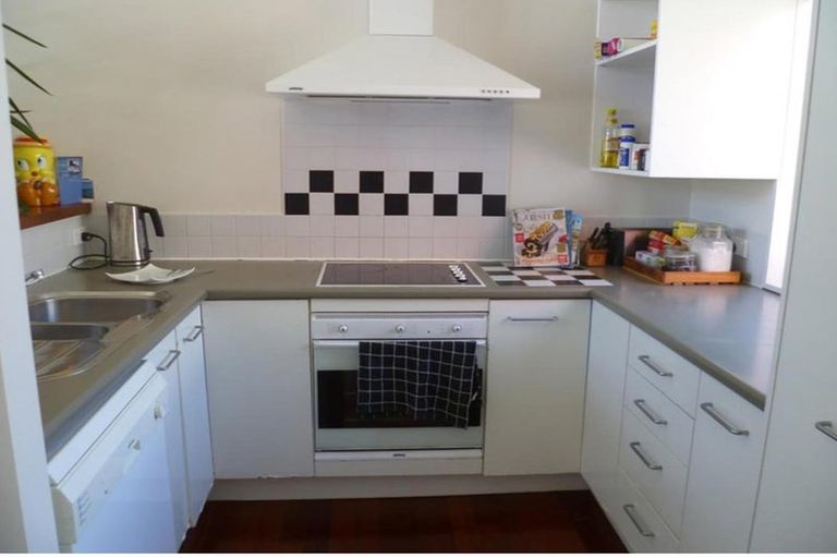 Photo of property in Marion Square Apartments, 21/26 Marion Street, Te Aro, Wellington, 6011