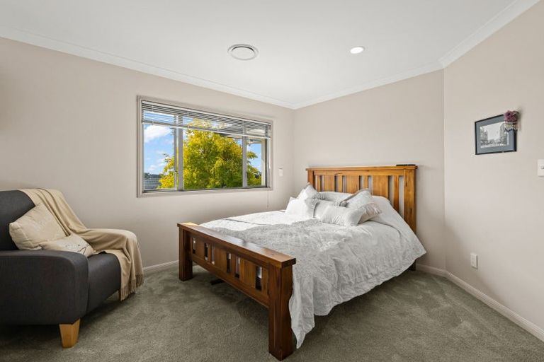 Photo of property in 176b Heta Road, Highlands Park, New Plymouth, 4312