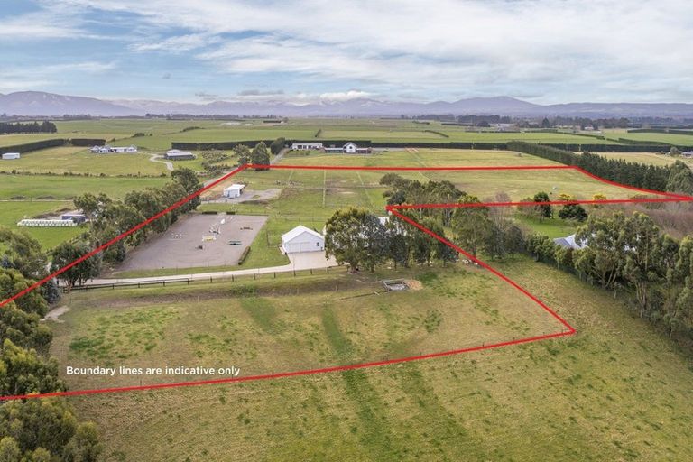 Photo of property in 812 Oxford Road, Fernside, Rangiora, 7471