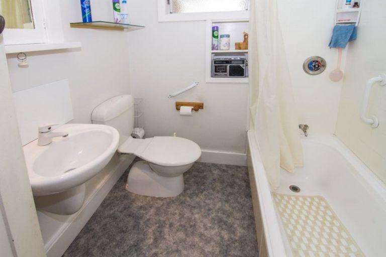 Photo of property in 14 Hessey Street, Masterton, 5810