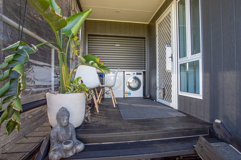 Photo of property in 76 Riddell Road, Kerikeri, 0230