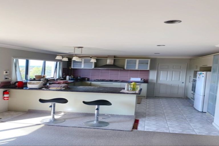 Photo of property in 21 Leafield Crescent, Henderson, Auckland, 0612