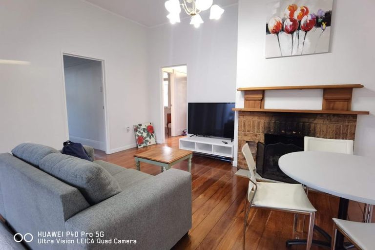 Photo of property in 100 Hatea Drive, Regent, Whangarei, 0112