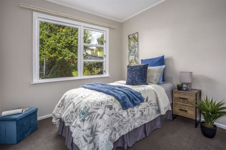 Photo of property in 40 Ernest Street, Ranui, Porirua, 5024
