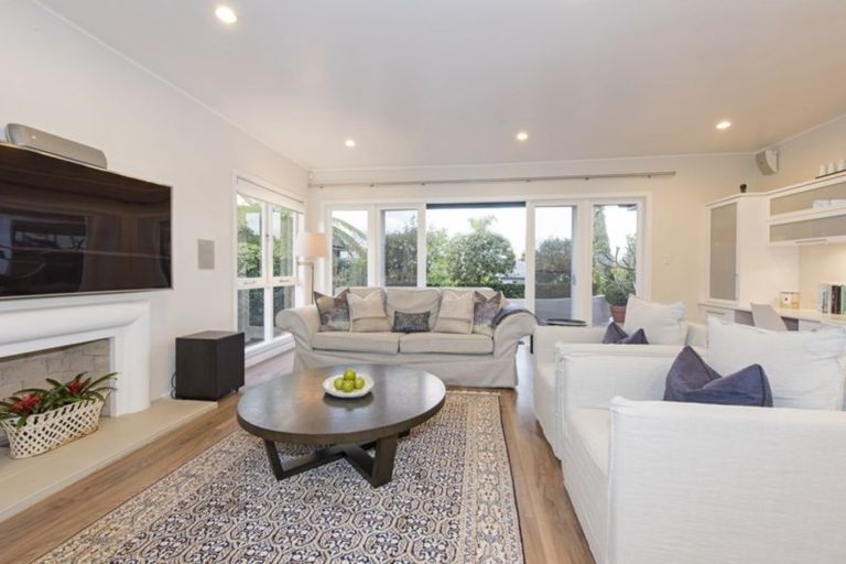 Photo of property in 184 Kohimarama Road, Kohimarama, Auckland, 1071