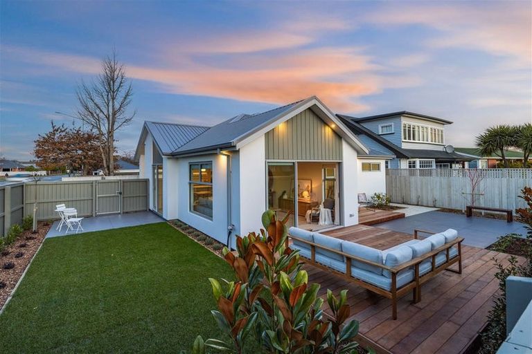 Photo of property in 237 Wairakei Road, Bryndwr, Christchurch, 8053