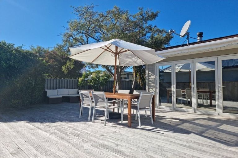 Photo of property in 143 Ruamahanga Crescent, Terrace End, Palmerston North, 4410