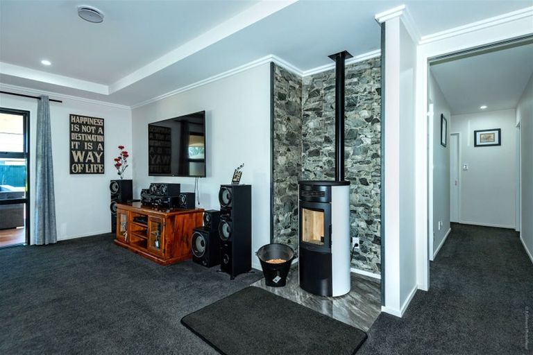 Photo of property in 62 Kingsdowne Drive, West Melton, 7618