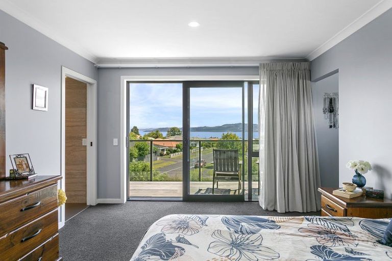 Photo of property in 65 Arrowsmith Avenue, Waipahihi, Taupo, 3330