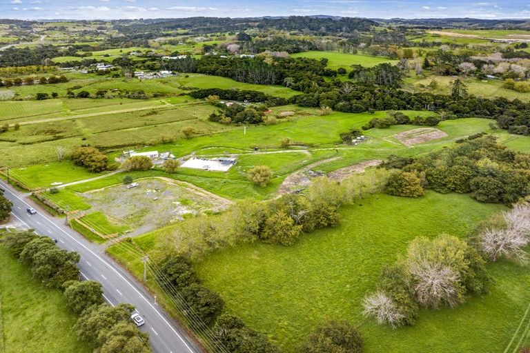 Photo of property in 158 Pine Valley Road, Dairy Flat, Silverdale, 0992
