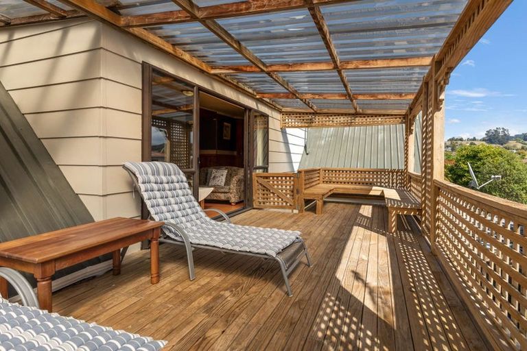 Photo of property in 28 Petrie Street, Pomare, Rotorua, 3015