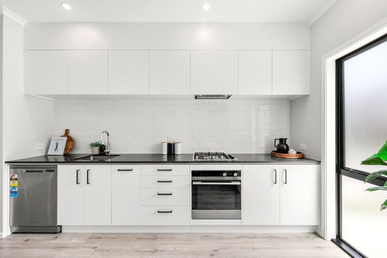 Photo of property in 78 Mawai Hakona Drive, Wallaceville, Upper Hutt, 5018