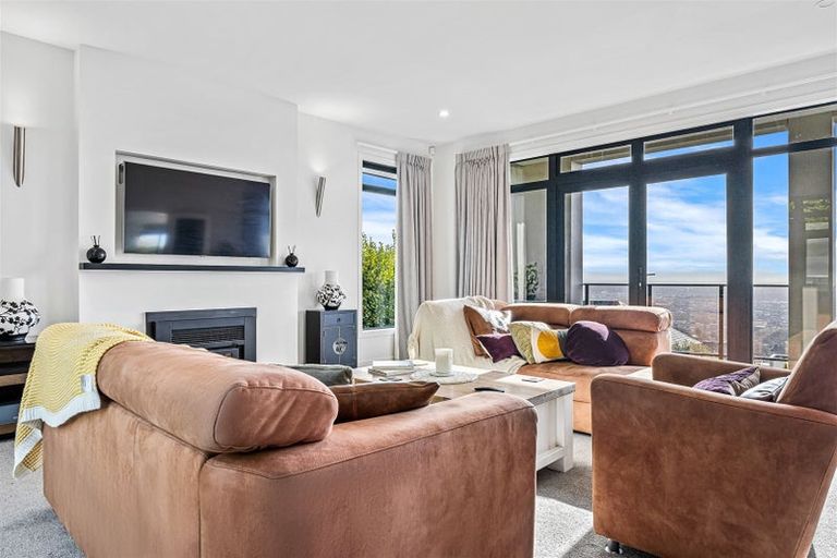 Photo of property in 4 Scarff Place, Cashmere, Christchurch, 8022