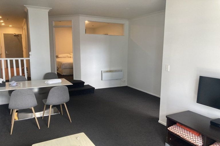 Photo of property in Terrace Garden Apartments, 9e/120 The Terrace, Wellington Central, Wellington, 6011