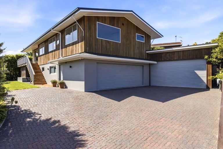 Photo of property in 15 Beachman Grove, Hilltop, Taupo, 3330