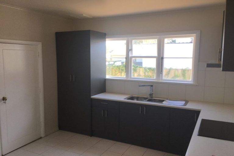 Photo of property in 23 Tika Street, Riccarton, Christchurch, 8041