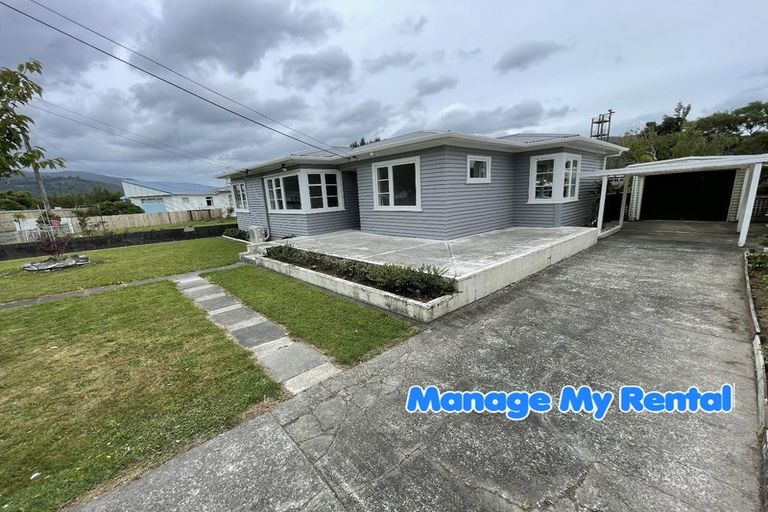Photo of property in 14 Heath Street, Wainuiomata, Lower Hutt, 5014