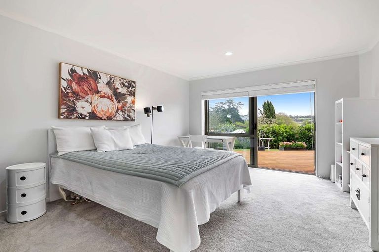 Photo of property in 9 Fleetwood Drive, Henderson, Auckland, 0612