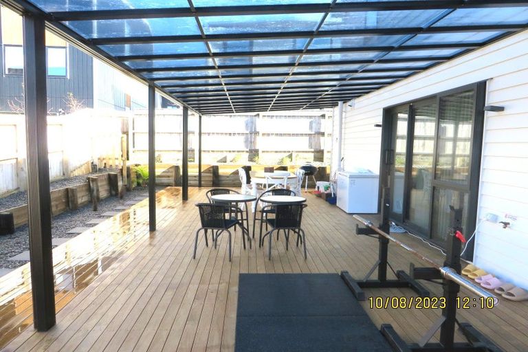 Photo of property in 4 Luff Place, Long Bay, Auckland, 0630