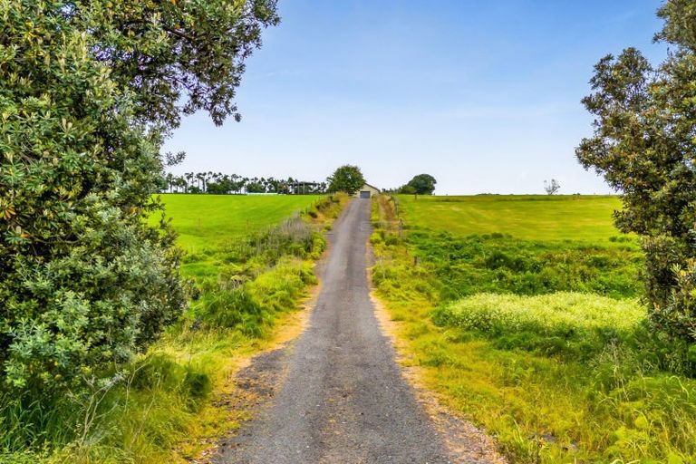 Photo of property in 17 Ranfurly Street, Waitara, 4320