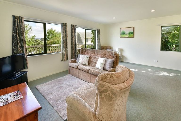 Photo of property in 12a Delshaw Avenue, Stanmore Bay, Whangaparaoa, 0932