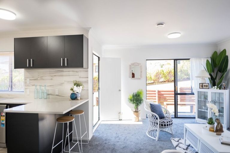 Photo of property in 1/75 Aberfeldy Avenue, Highland Park, Auckland, 2010