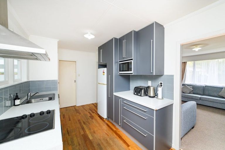 Photo of property in 126 Ruamahanga Crescent, Terrace End, Palmerston North, 4410