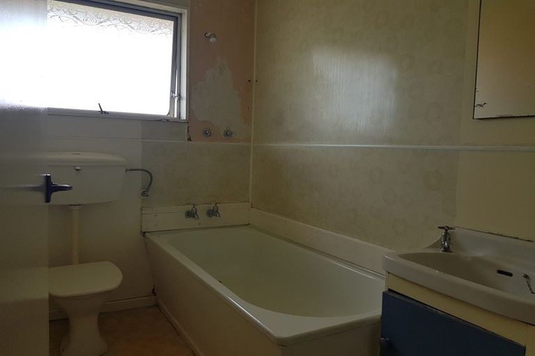 Photo of property in 2/72 Fairfield Avenue, Addington, Christchurch, 8024