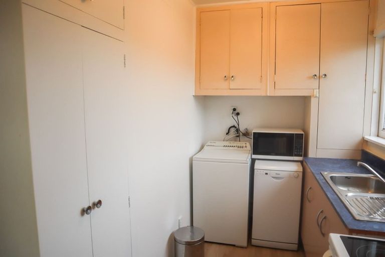 Photo of property in 2/19 Newbridge Place, Ilam, Christchurch, 8041