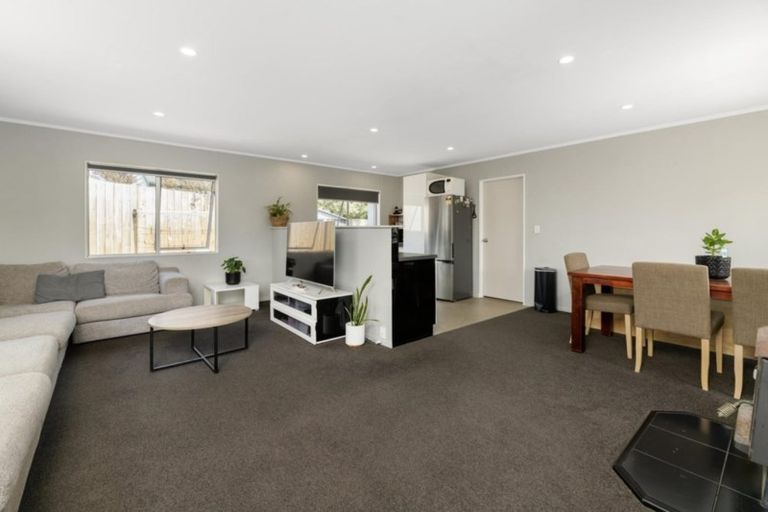 Photo of property in 73 Simpson Road, Papamoa Beach, Papamoa, 3118