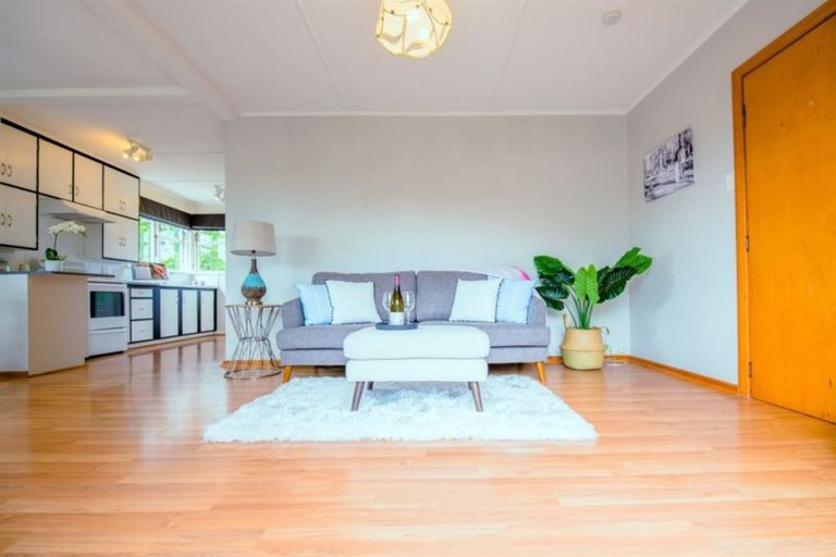 Photo of property in 8 Paddington Street, Northcote, Christchurch, 8052