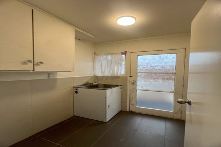Photo of property in 8 Bain Place, Bucklands Beach, Auckland, 2014