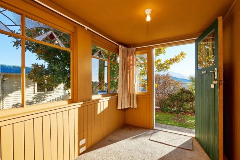 Photo of property in 1 Hastings Street, Kaikoura, 7300