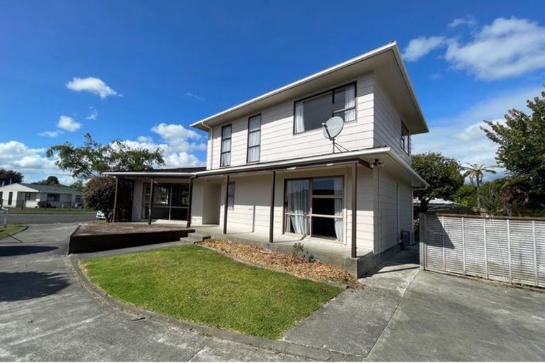 Photo of property in 11 Te Kama Street, Levin, 5510
