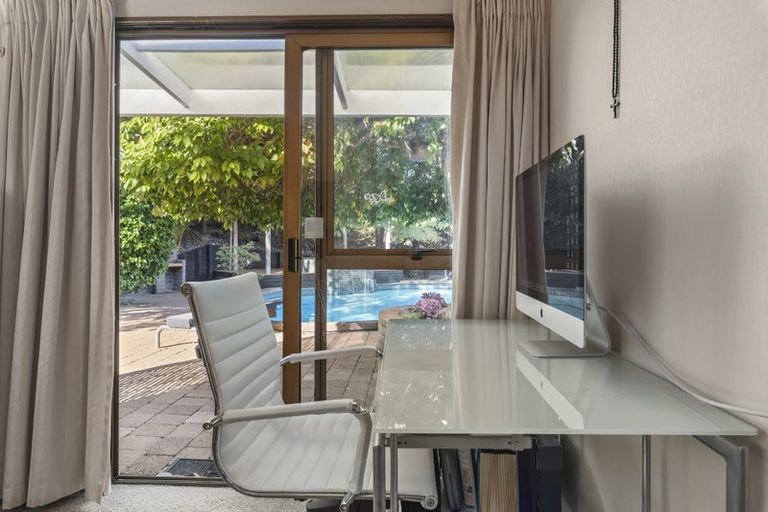 Photo of property in 10 Oban Road, Browns Bay, Auckland, 0630