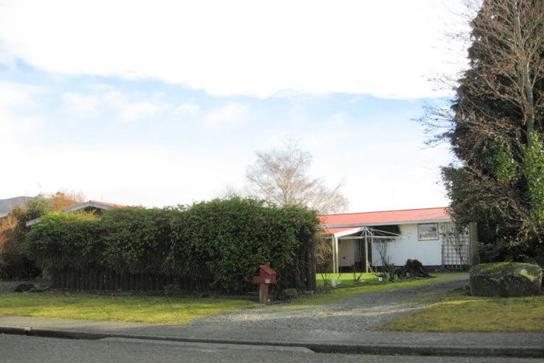 Photo of property in 99 Matai Street, Te Anau, 9600