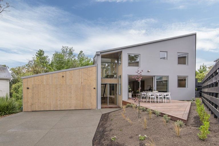 Photo of property in 22 Chapter Street, St Albans, Christchurch, 8052