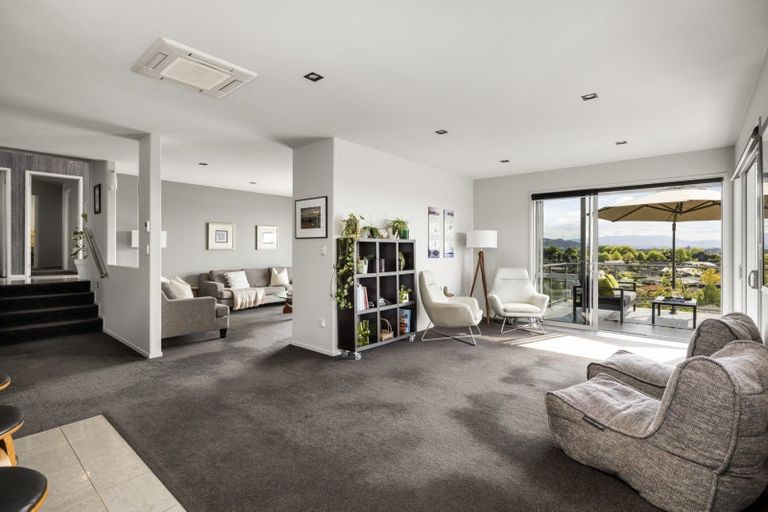 Photo of property in 21 Siemonek Rise, Bethlehem, Tauranga, 3110