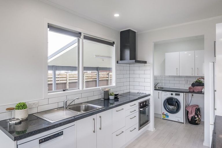 Photo of property in 14b Cypress Grove, Paraparaumu, 5032