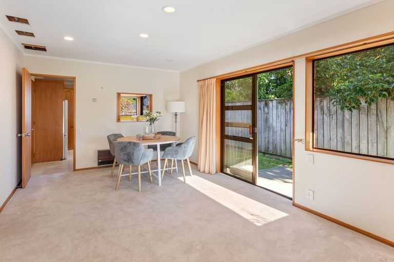 Photo of property in 37 Ngaio Road, Waikanae, 5036