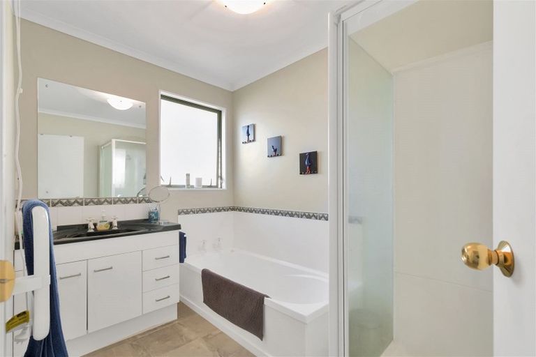 Photo of property in 13 Whiting Drive, Wakefield, 7025