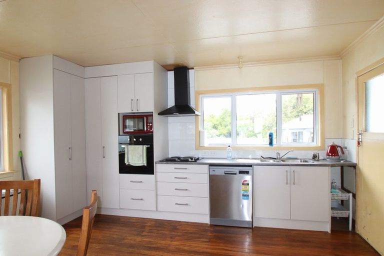 Photo of property in 4 Whiting Street, Eltham, 4322