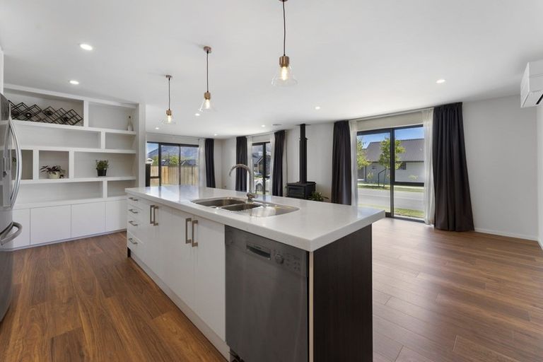 Photo of property in 77 Jack Hanley Drive, Jacks Point, Queenstown, 9371