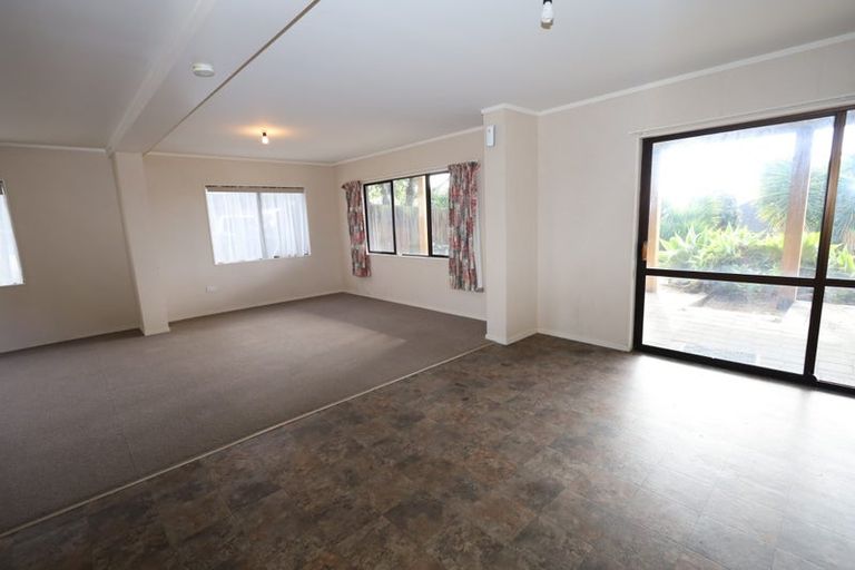 Photo of property in 37 Smiths Road, Matua, Tauranga, 3110
