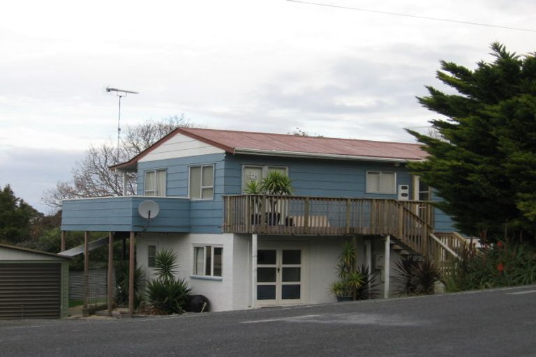 Photo of property in 67 Leigh Road, Leigh, 0985