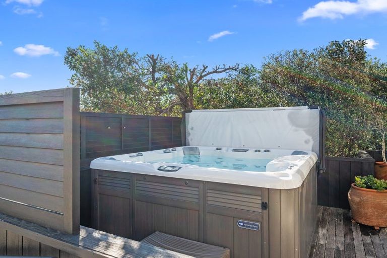 Photo of property in 43 Success Court, Omaha, 0986