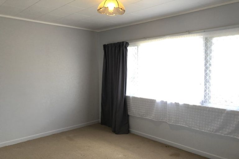 Photo of property in 40 Ashlynne Avenue, Papatoetoe, Auckland, 2025
