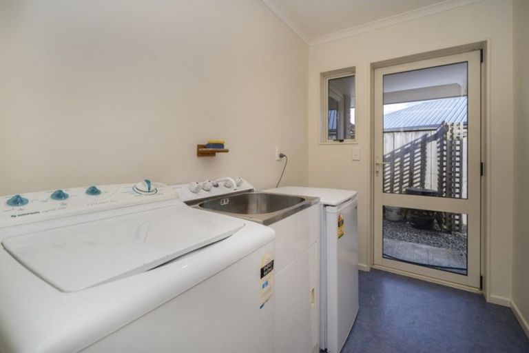 Photo of property in 17 Whiting Drive, Wakefield, 7025